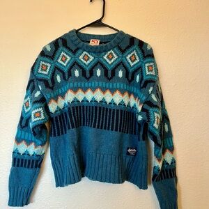 Kari Traa Sweater - Women’s Medium